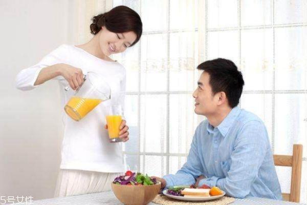 夫妻如何相处感情才能越来越好 怎么样夫妻才能感情好 夫妻如何相处感情才能越来越好 怎么样夫妻才能感情好