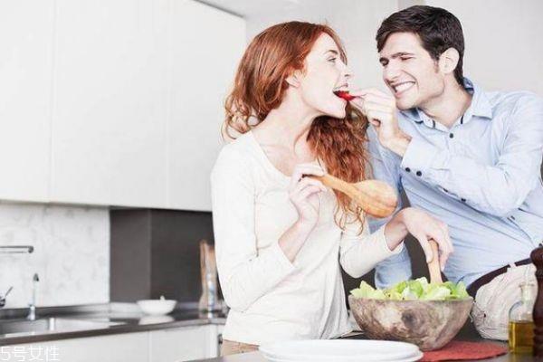 夫妻如何相处感情才能越来越好 怎么样夫妻才能感情好 夫妻如何相处感情才能越来越好 怎么样夫妻才能感情好