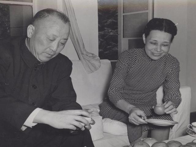 东北将领卫立煌（1955年卫立煌返回大陆）(12)