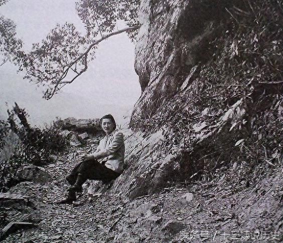 张学良在台湾被软禁期间拍摄的赵一荻照片：此时的她后悔了吗？