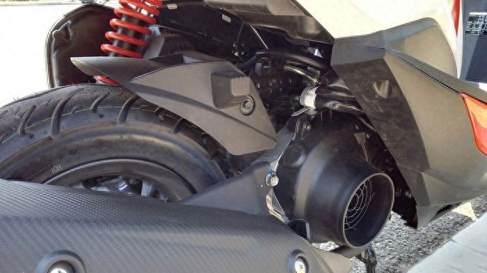 花1.1万够入新大洲本田裂行125,配置很不错,动力小钢炮