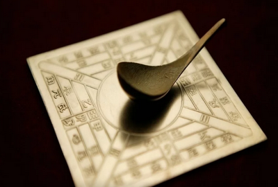 指南针又叫什么名字,中国最早的指南针也被称为什么名字呢图2