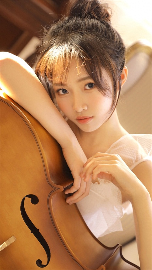 23张超清美女手机壁纸（26）