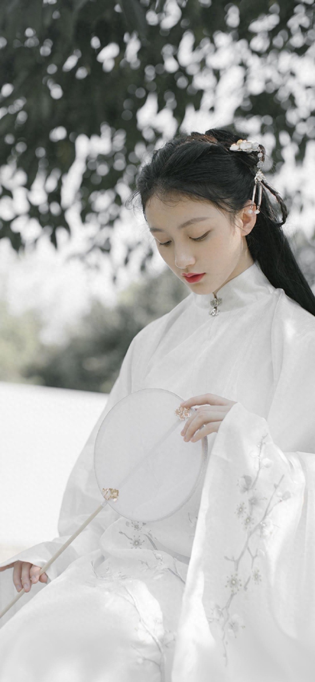 23张超清美女手机壁纸（26）