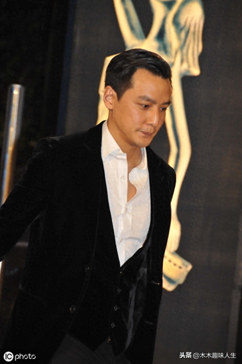 吴彦祖图片，请观看