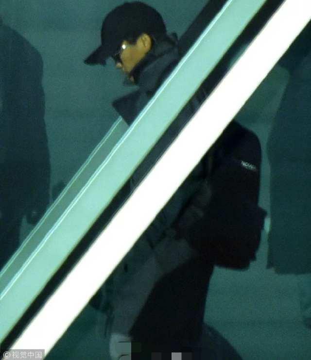 王宝强现身电影节，马蓉好友呛声：打人还能走红毯呢！