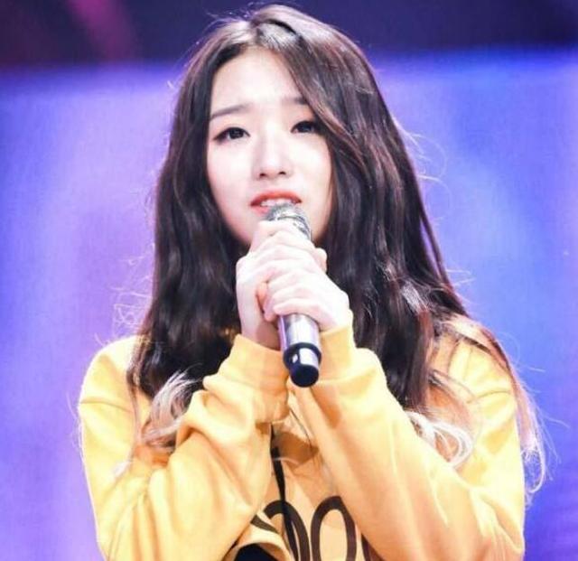 《创造101》人气选手参加《乐队吧》，表演镜头被剪，首轮遭淘汰