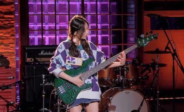 《创造101》人气选手参加《乐队吧》，表演镜头被剪，首轮遭淘汰