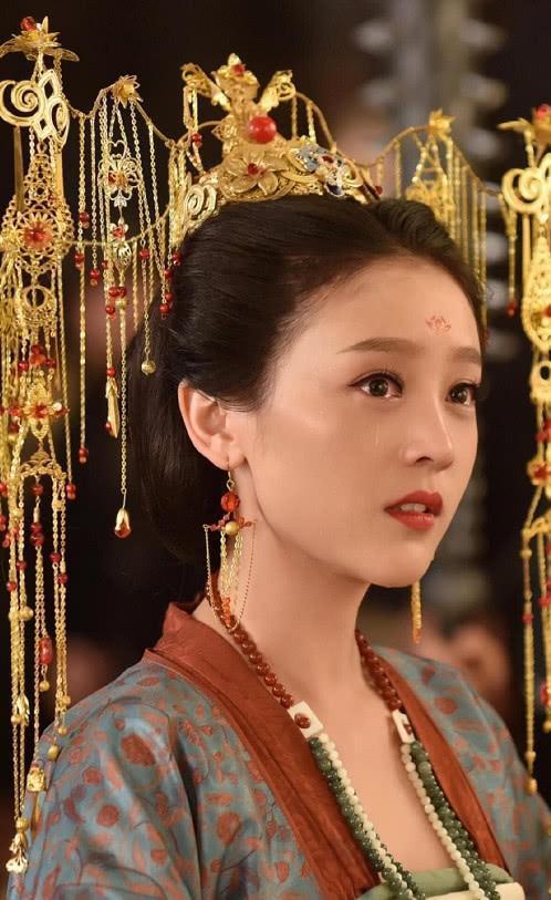 继灵魂摆渡后，又一新版孟婆情感电影已杀青？女主颜值不输热巴