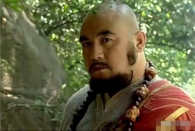 ​《笑傲江湖》中，不戒和尚的师傅为何说他有慧根，不让他还俗？