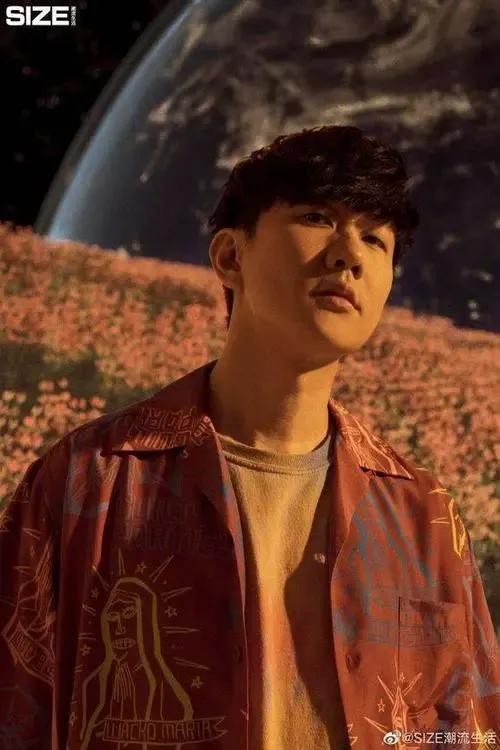 林俊杰资料个人资料介绍(林俊杰是哪个公司的艺人)