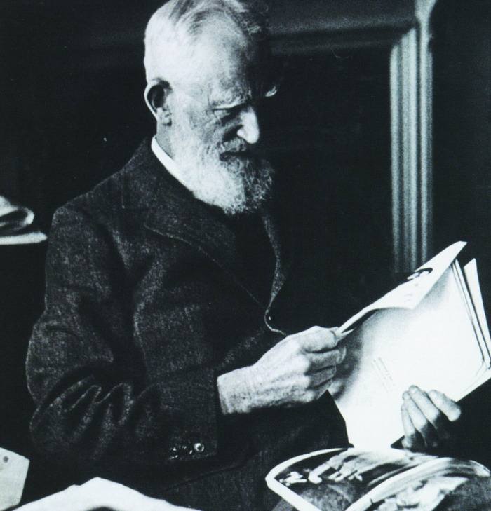 萧伯纳简介介绍( 英国现实主义戏剧作家萧伯纳)