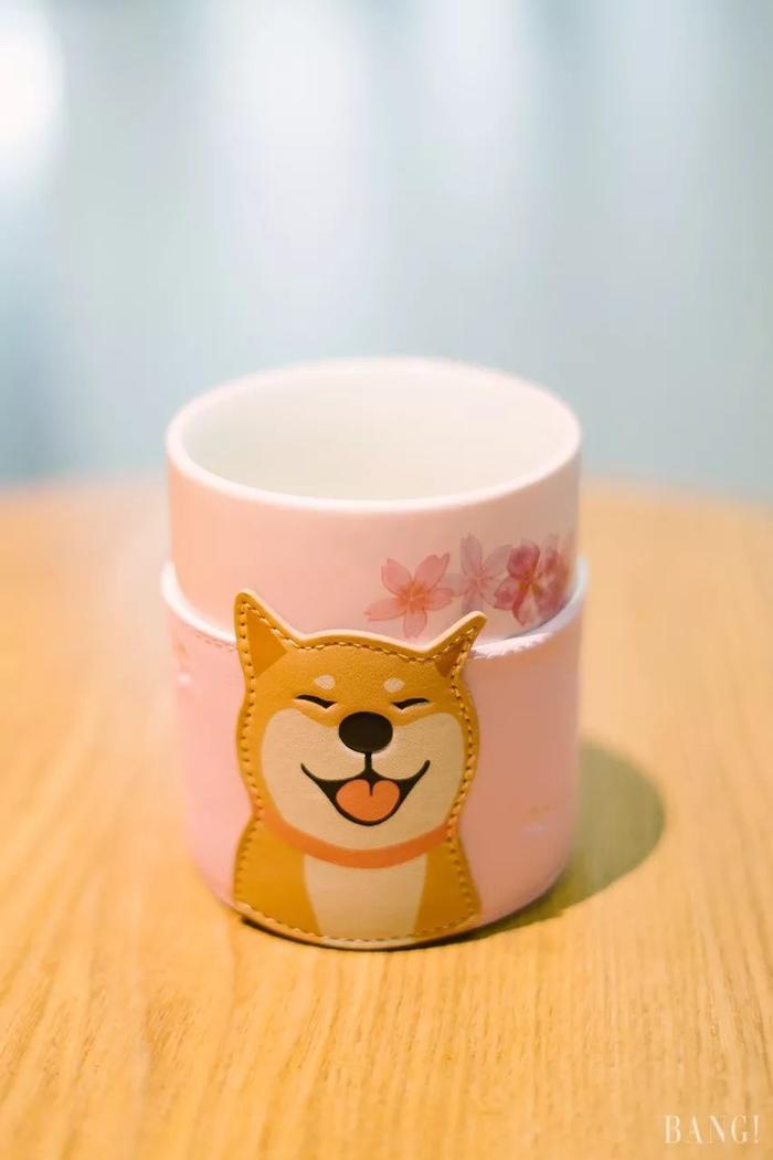 萌到窒息！星巴克樱花杯向你的钱包伸出“猫爪” |  文末福利