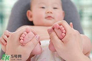 宝宝拉肚子吃什么好的最快 宝宝拉肚子的处理方法