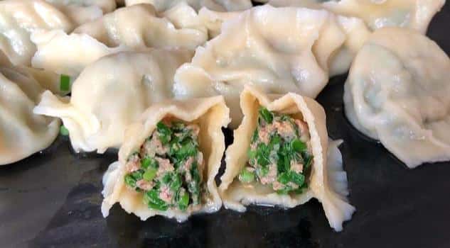 低筋面粉和高筋面粉有什么区别吗(低筋面粉和普通面粉的区别)