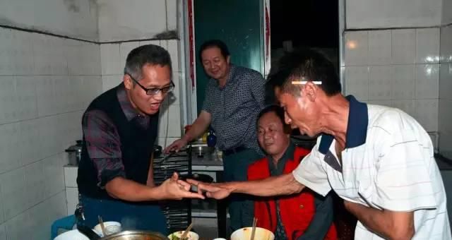 重庆言子,重庆人爱喝酒,爱划拳,有哪些划拳言子?图3