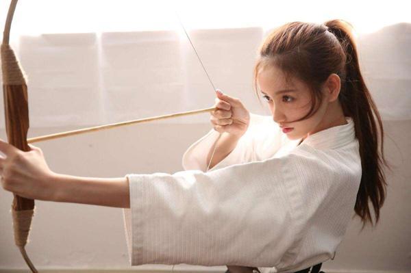 如何看出异性喜欢你，一个人喜欢你的表现