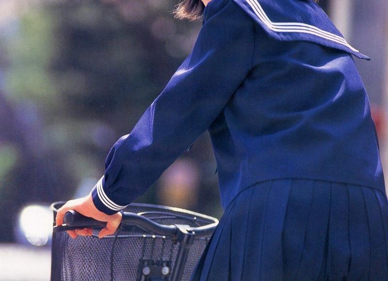 女孩让你追她的8个暗示，你肯定收到过