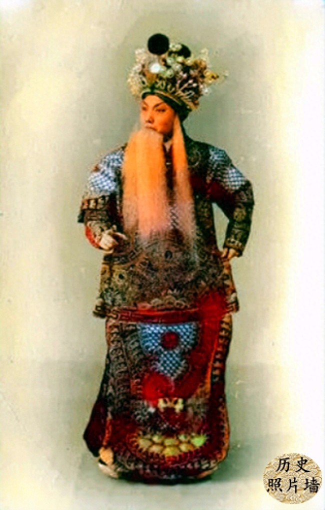 梨园冬皇孟小冬珍贵老照片:长相貌美,感情坎坷,晚年无子迁台湾