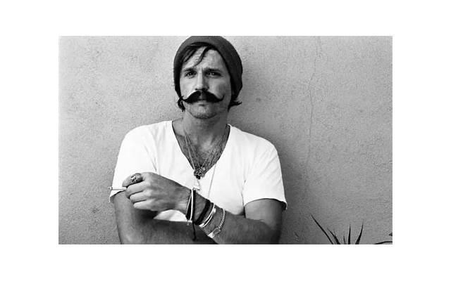 修杰楷微博，暖爸修杰楷回应梧桐妹关闭微博事件