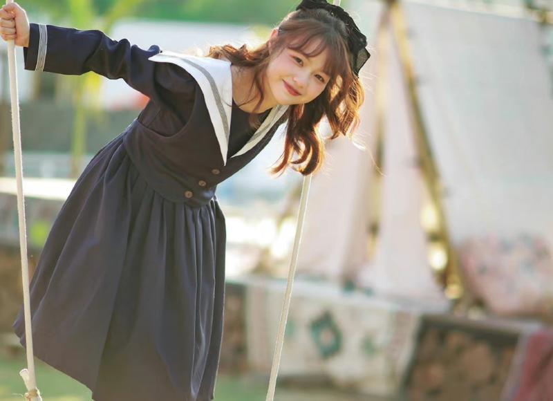 年近50岁的周杰,因为20000斤大米上热搜,他的人生智慧值得深思 年近50岁的周杰,因为20000斤大米上热搜,他的人生智慧值得深思