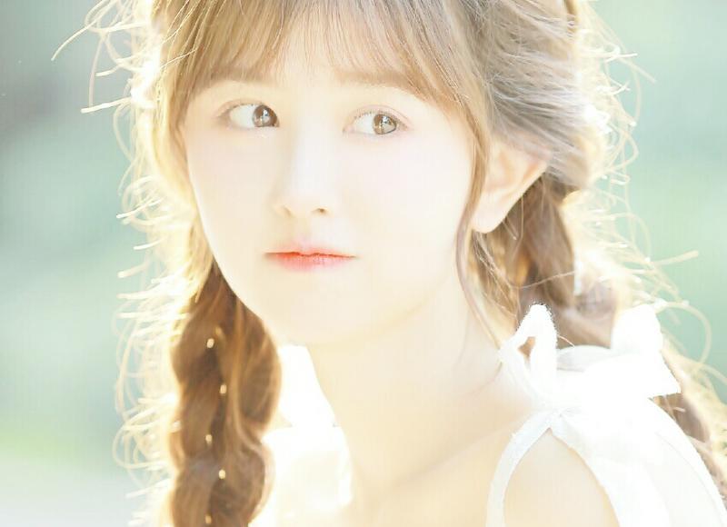 防晒霜可以涂在眼睛周围吗（防晒霜涂在眼睛周围要注意什么）