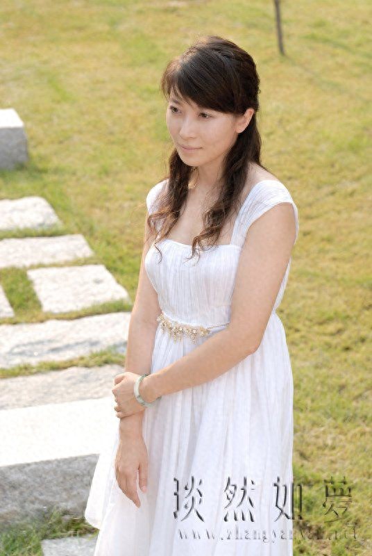 海清黄海波的同学，《武林外史》的朱七七，因《琅琊榜》再次走红