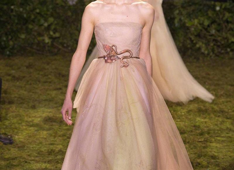 有些苦与累，还需“自渡”才能扛过