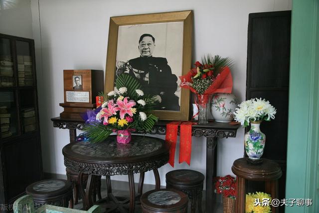 老舍去世历史（老舍在北京跳湖自尽）(1)